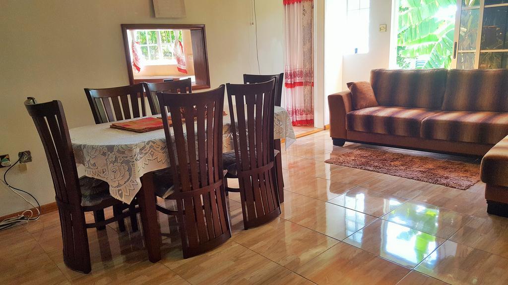 Ferienwohnung Hibiscus House Seychelles Self Catering Victoria Exterior foto
