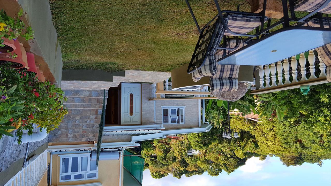 Ferienwohnung Hibiscus House Seychelles Self Catering Victoria Exterior foto