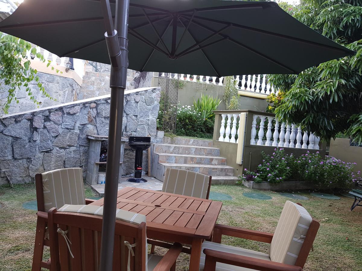 Ferienwohnung Hibiscus House Seychelles Self Catering Victoria Exterior foto