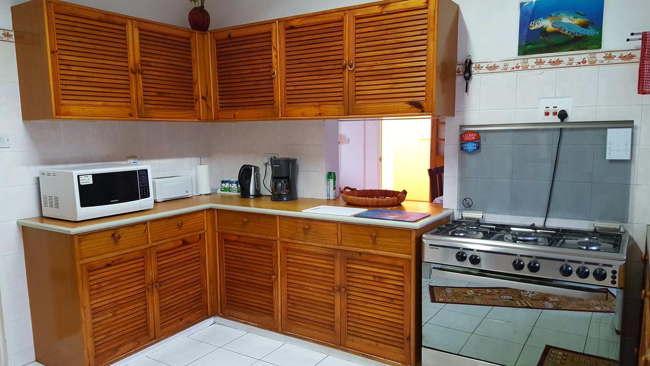 Ferienwohnung Hibiscus House Seychelles Self Catering Victoria Exterior foto