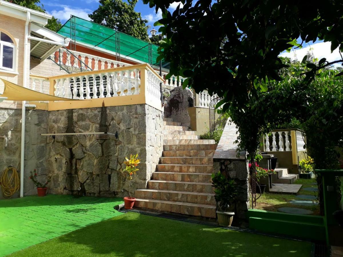 Ferienwohnung Hibiscus House Seychelles Self Catering Victoria Exterior foto