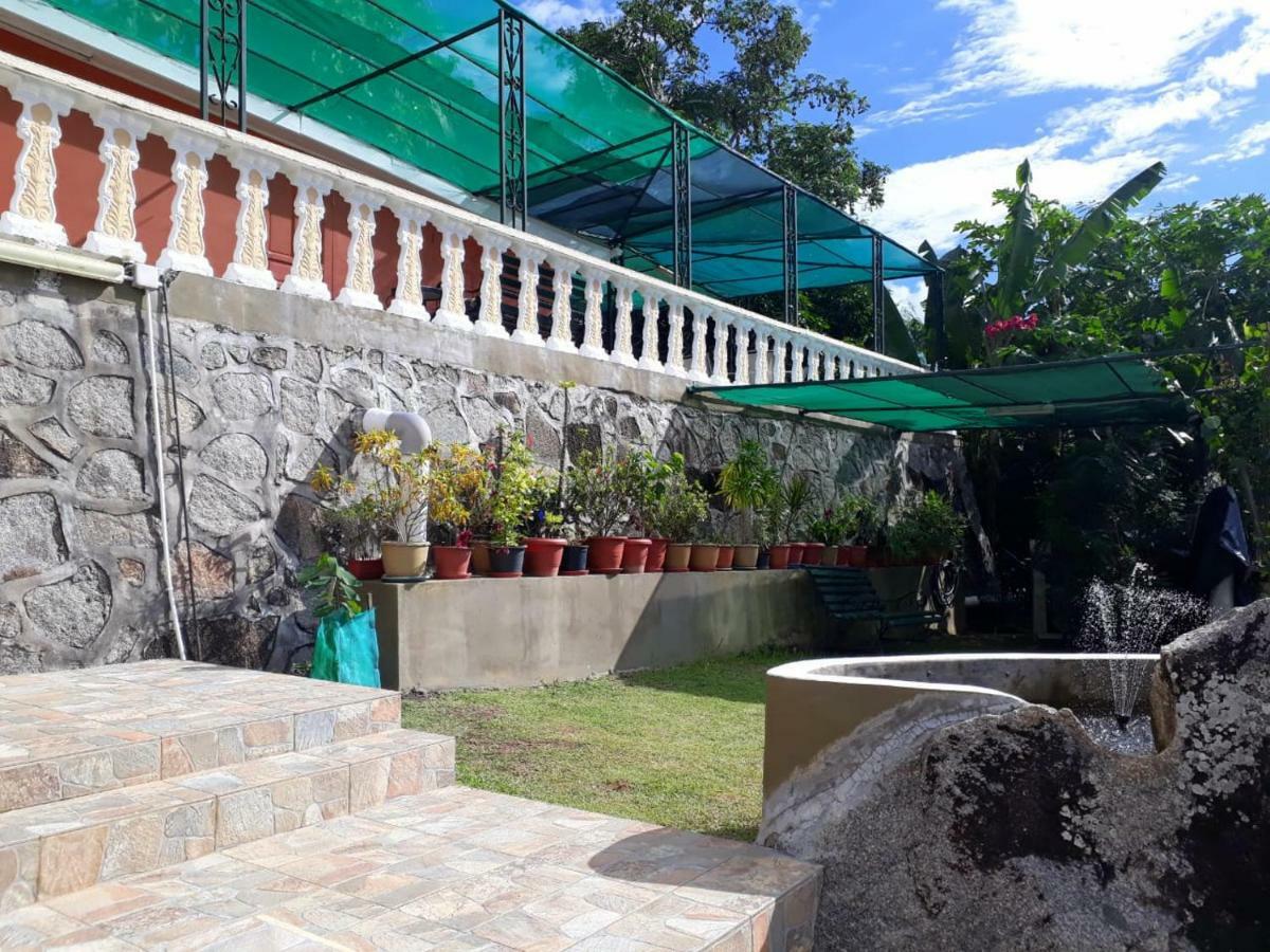 Ferienwohnung Hibiscus House Seychelles Self Catering Victoria Exterior foto